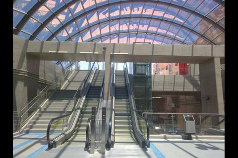 br-sao_paulo_metro_eucaliptos_station_2.jpg
